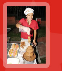 Fuente de chocolate, perros calientes, hamburguesas y bebidas para eventos.