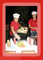 Maquinas de alimentos, perros calientes, hamburguesas y bebidas para eventos.