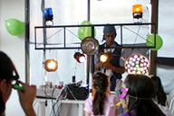 Disk jockey